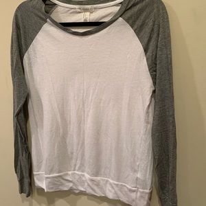 💙 Baseball T with Grey Sleeves